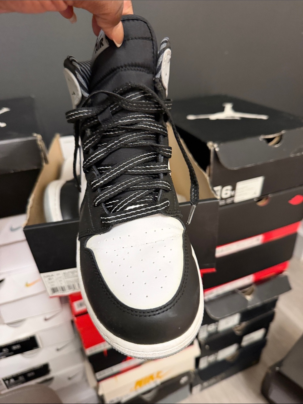 Nike Air Jordan 1 Mid Black White Gray Men's Sneaker - Picture 2 of 3